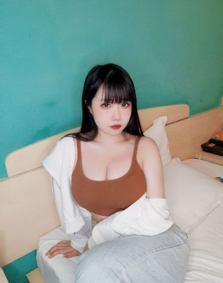 日本丰满大乳免费xxxx_HD视频大全
